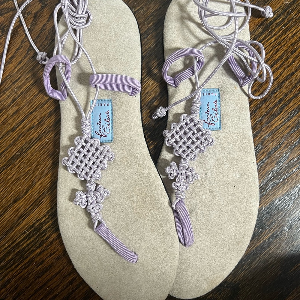 RARE sz 8 Vintage Facteur Celeste Paris Flat Sandals Purple Silk & Cream Suede